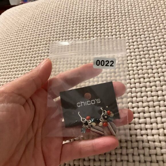 0022- Chico's Silver and Multicolor Beaded Earrings - Picture 4 of 4